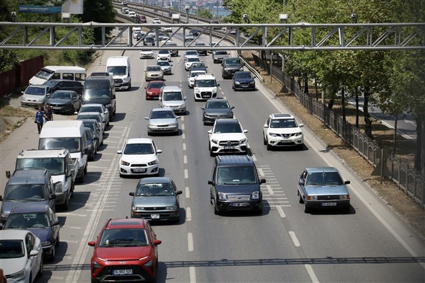 Samsun Trabzon karayolunda bayram trafiği yoğunluğu
