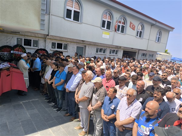 Samsun'da teknik direktör Turgay Kullukçu son yolculuğuna uğurlandı