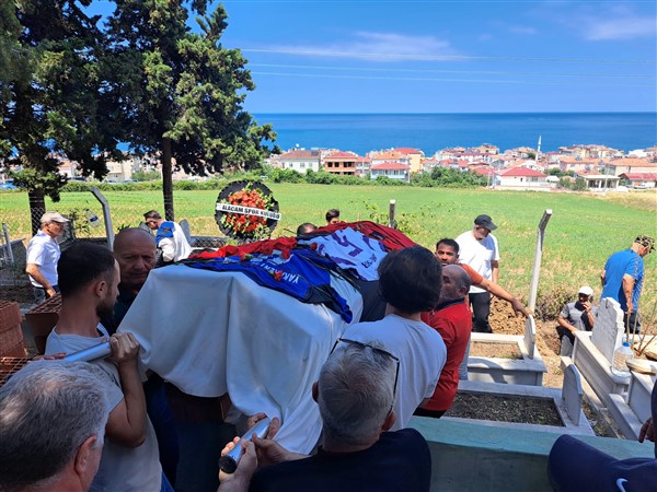 Samsun'da teknik direktör Turgay Kullukçu son yolculuğuna uğurlandı