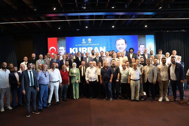 AK Parti Samsun teşkilatı bayramlaştı