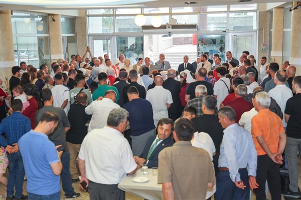 İbrahim Sandıkçı'dan bayramlaşmada huzur ve barış temennisi