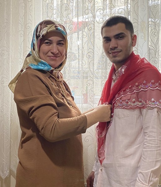 Karadenizin geri vermediği Cihan Yılmaz'dan geriye nişan görüntüleri kaldı