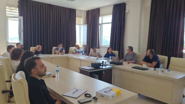 OMÜ KİTAM uygulamalı cihaz eğitimlerini sürdürüyor