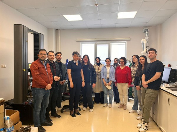 OMÜ KİTAM uygulamalı cihaz eğitimlerini sürdürüyor