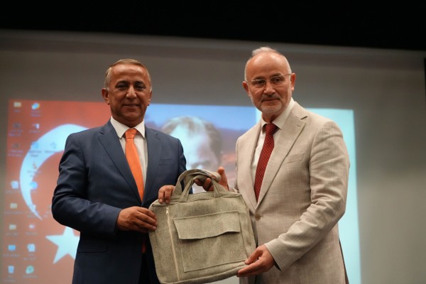 En stratejik ürünlerden kenevir ile ilgili projeler Samsun'da tanıtıldı