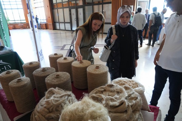 En stratejik ürünlerden kenevir ile ilgili projeler Samsun'da tanıtıldı