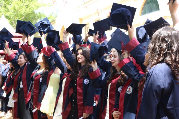 OMÜ Ali Fuad Başgil Hukuk Fakültesi'nde 2024 mezuniyet töreni yapıldı