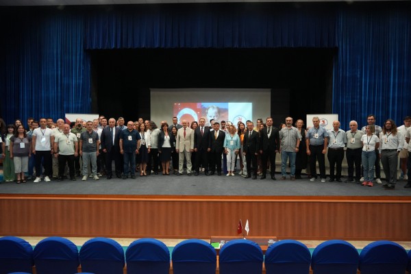 Samsun'da 1. Ulusal Yaban Hayatı Çalıştayı yapıldı 'Sokak hayvanları sorunu sorumsuz insanlar yüzünden'