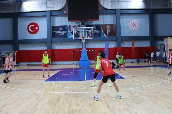 3x3 Basketbol Gençlik Kupası'nda bölge şampiyonu Samsun
