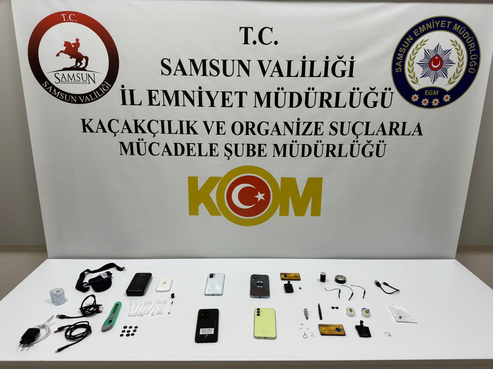 Samsun polisi ehliyet sınavı çetesini çökertti