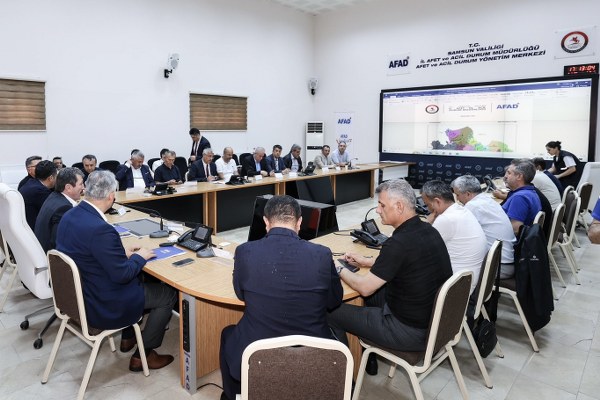 Samsun aşırı yağışlara karşı önlemlerini aldı