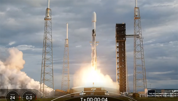 Türkiye'nin haberleşme uydusu Türksat 6A uzaya fırlatıldı