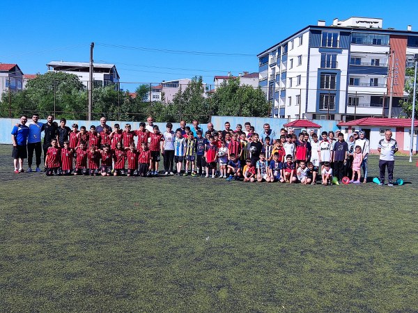 1930 Bafraspor yaz futbol okulu başladı