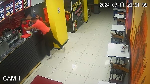 Samsun'da depremzede işyeri sahibini döner bıçağıyla yaraladı