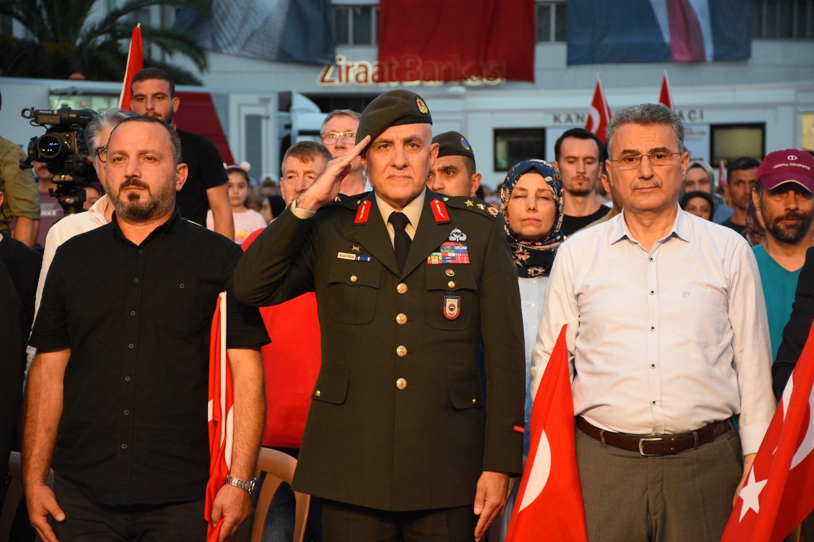 Davut Alâ: Vatan için bu vücudu feda etmeye hazırım