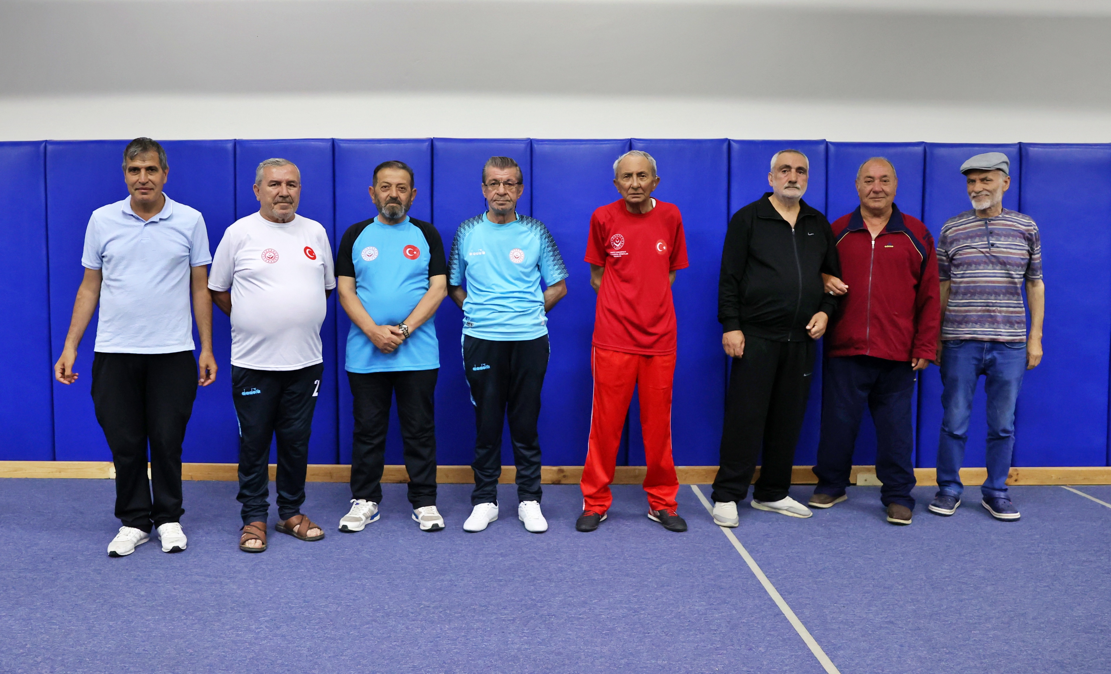 Samsun'da ihtiyar delikanlılar iş başında