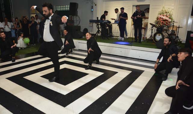 Zehra ile Özgür'e muhteşem düğün