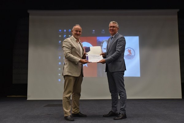 OMÜ Rektörü Ünal: '15 Temmuz milletimizin imhası için planlanmış hareket''