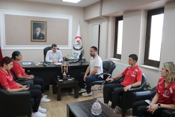 Fatih Cıdıroğlu özel sporculara başarı diledi