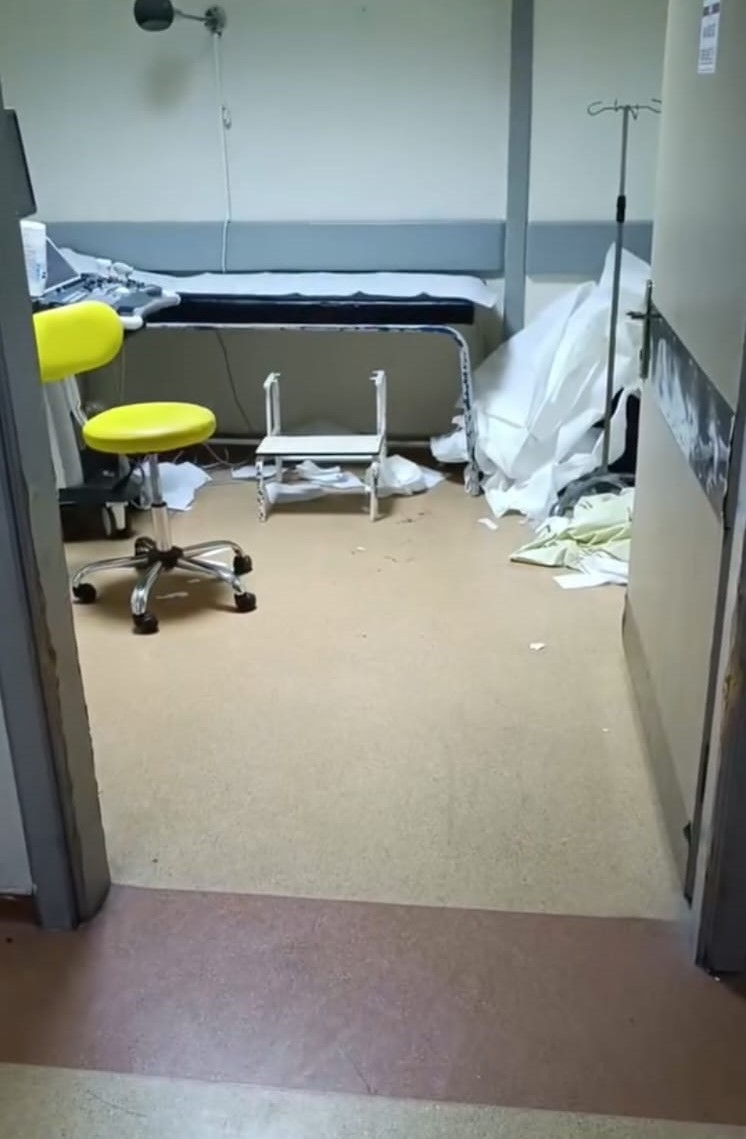 Samsun OMÜ Tıp Fakültesi Acil Servisi'nde temizlik tepkisi