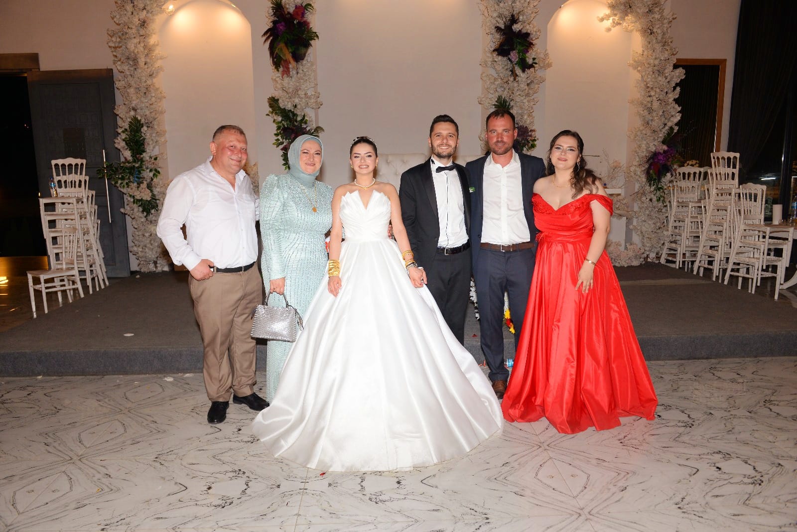 Betül ve Yunus Emre mutluluğa adım attı