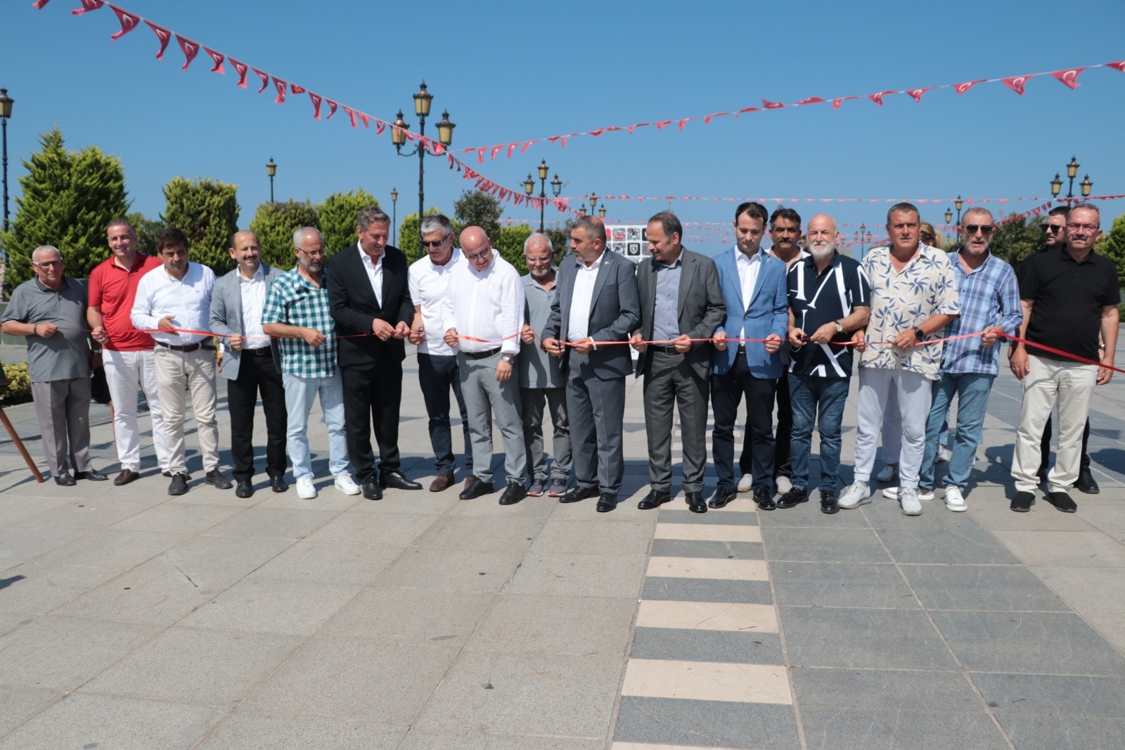 Samsun'da TSYD Samsunspor sergisine yoğun ilgi