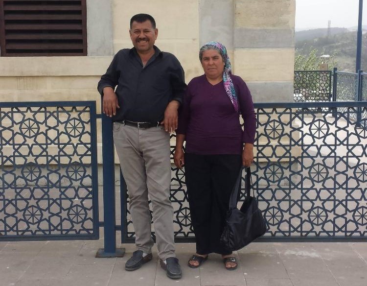 Denizli'nin Buldan ilçesinde traktörün altına kalarak can verdiler