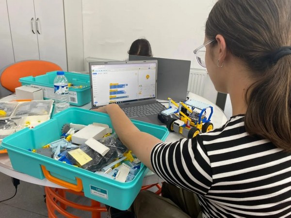 Canik’te çocuklar kitaplarla buluştu