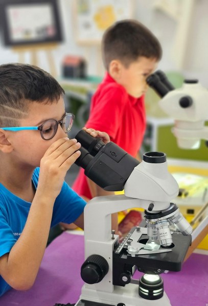 Canik’te çocuklar kitaplarla buluştu