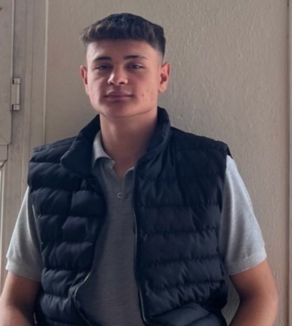 Manisa'nın Salihli ilçesinde 17 yaşındaki Ferhat Sarı motosiklet kazasında yaşamını yitirdi