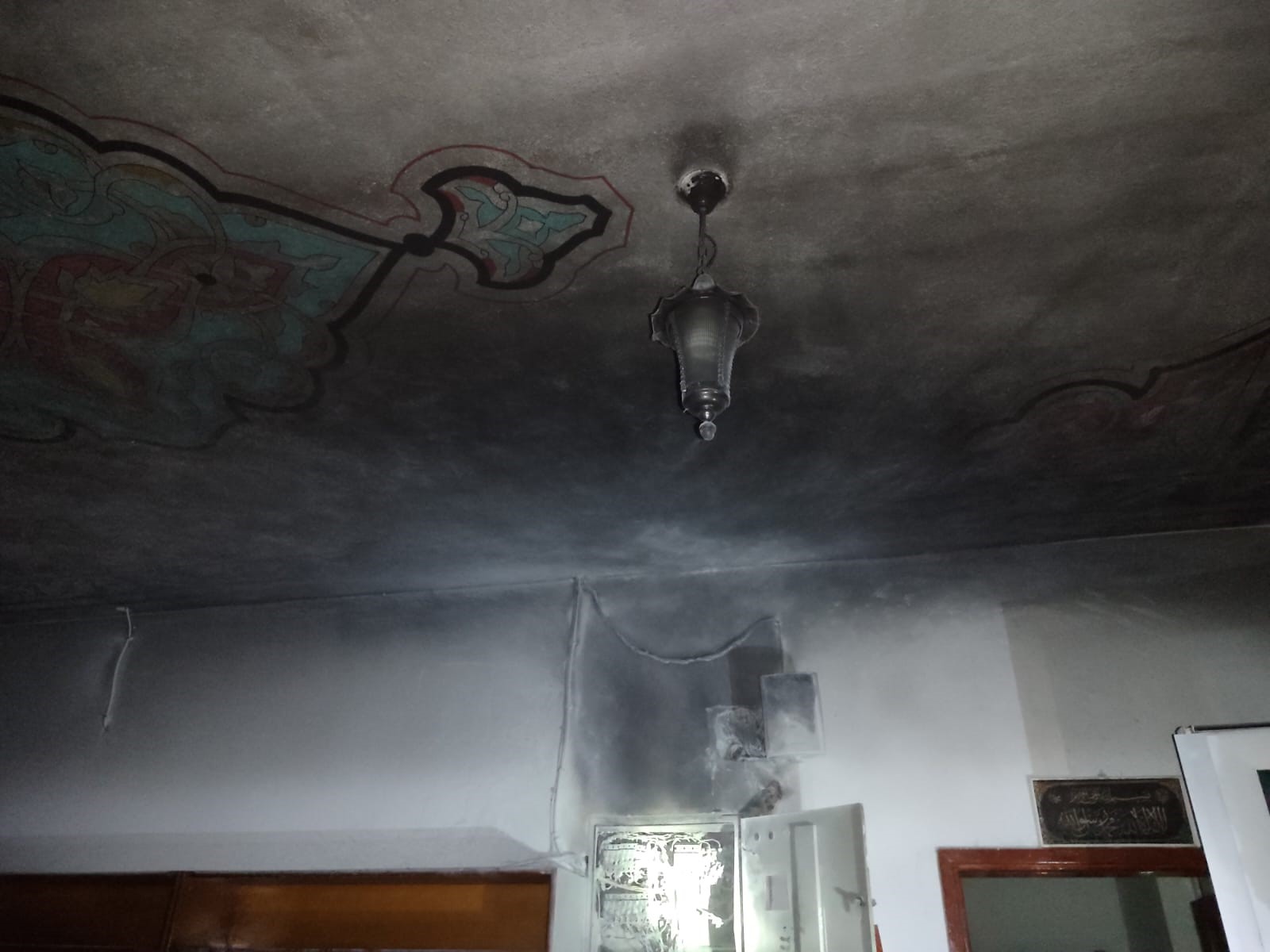 Samsun'un Bafra ilçesinde Koşuköyü İshaklı Camisi'ne yıldırım düştü