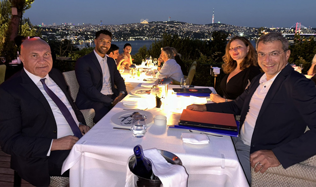 Tutuklandığı gündeme gelen Damien Comolli Yüksel Yıldırım ile yemek pozu verdi