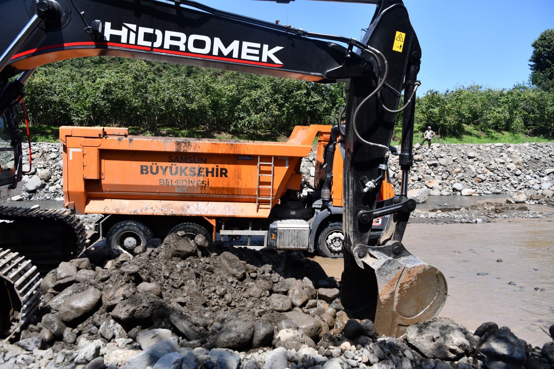 Samsun Büyükşehirden yenileme çalışmaları