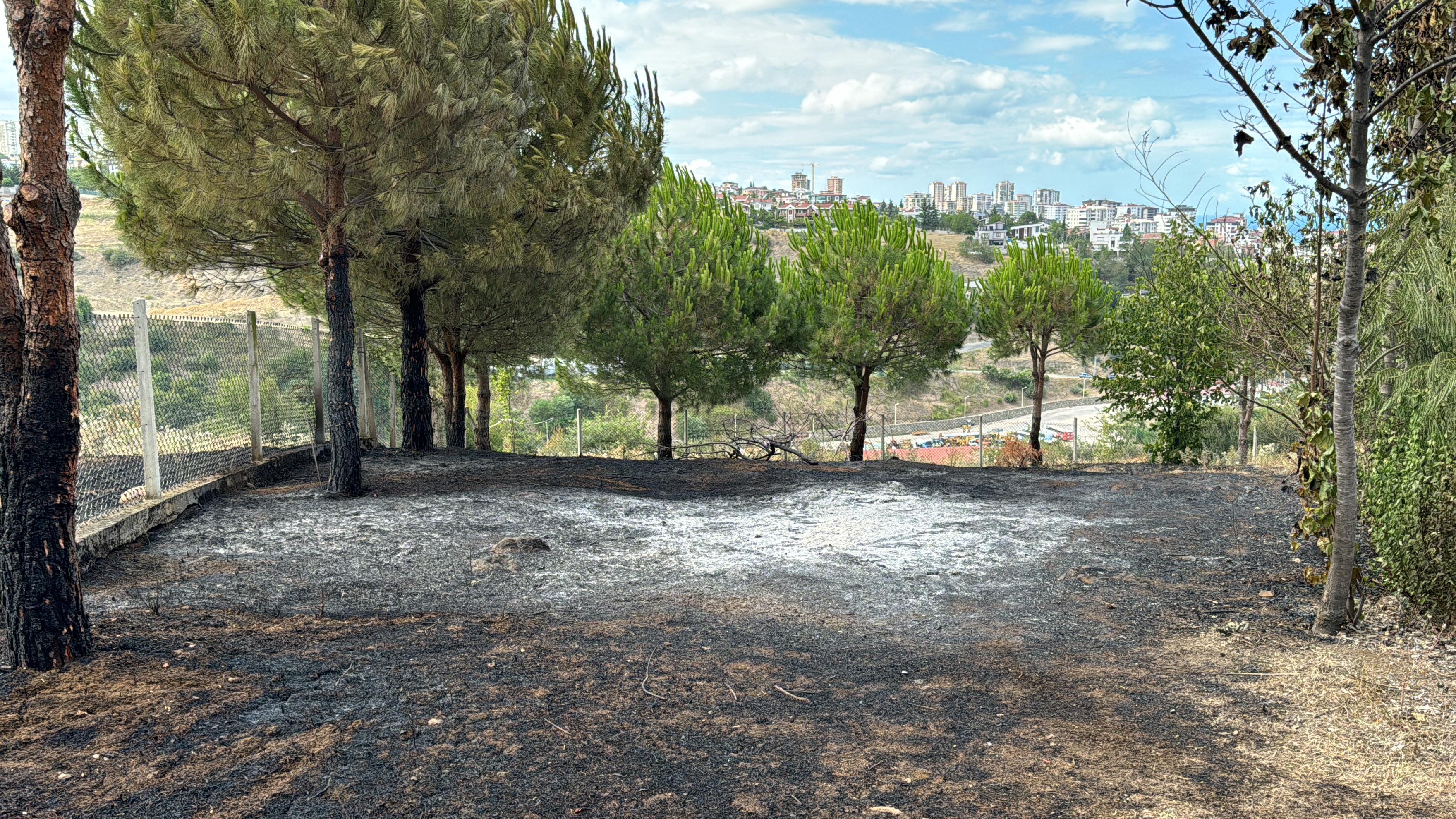Samsun'un Atakum ilçesinde Atatepe Toki Camisi'nde yangın çıktı