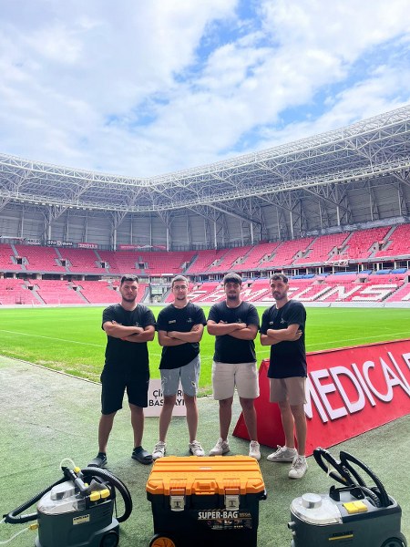 Can Temizlik, Samsunspor 19 Mayıs Stadyumu'nda mescitleri temizliğini yaptı