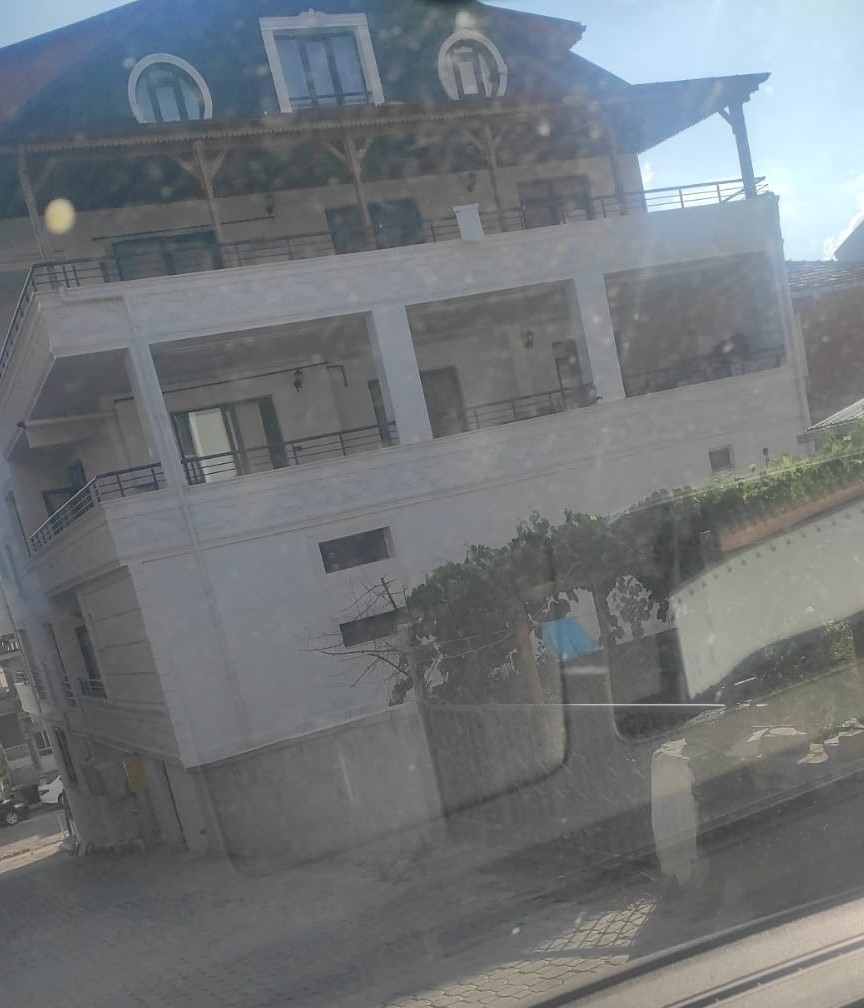 Samsun'da eski başkan kendine ait binaya kaçak bölme ekletti cezayı yedi 