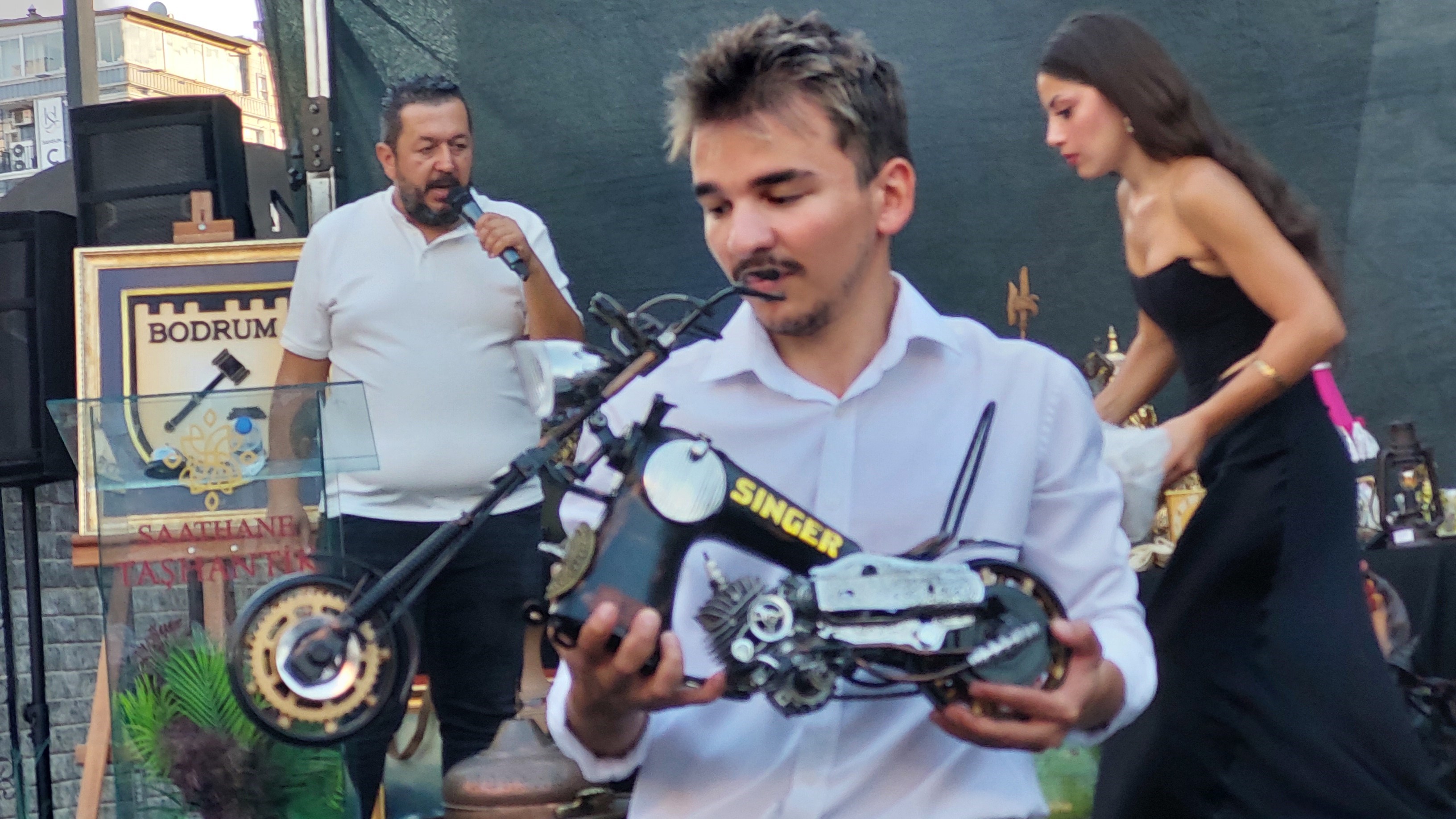 Samsun'da sokak hayvanları için antika müzayedesi 