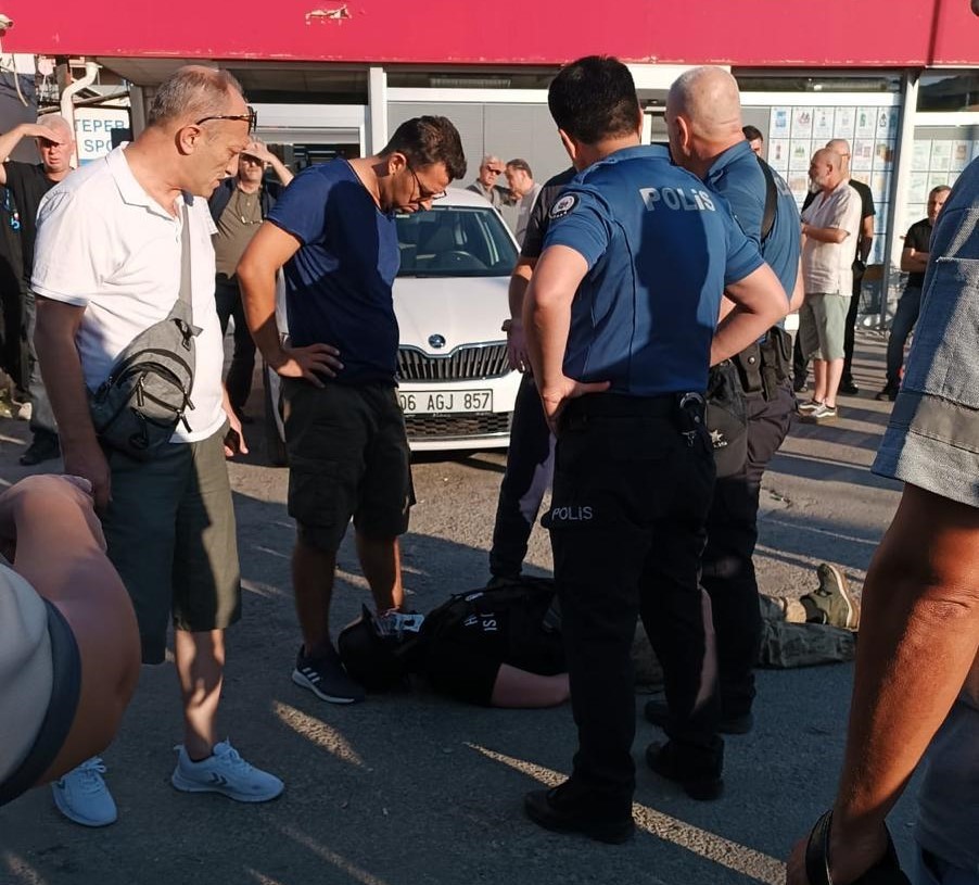 Eskişehir'de savaş oyunlarının etkisi altında kalan genç 5 kişiyi balta ile yaraladı