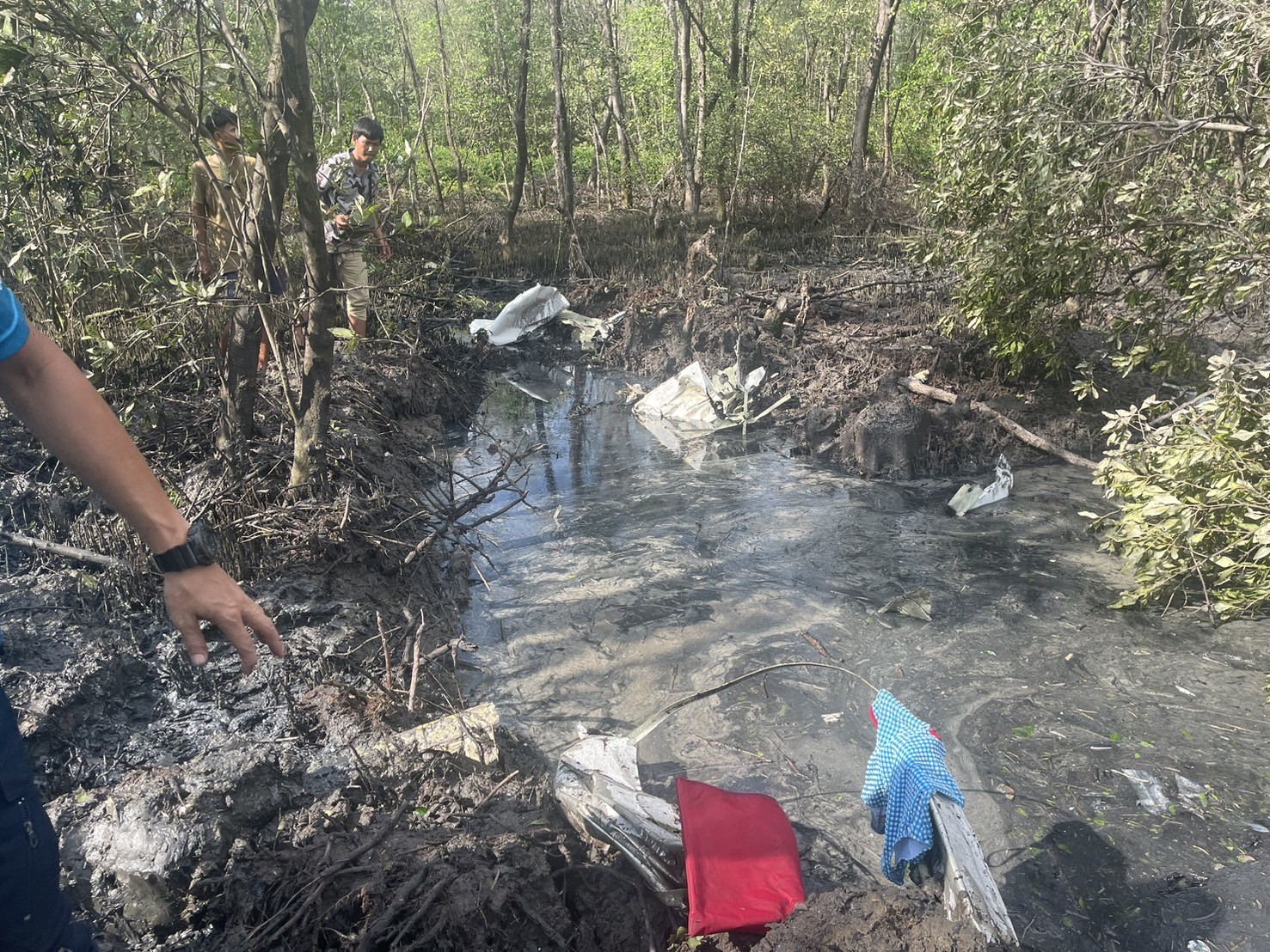 Küçük uçak kazasında 9 kişi öldü