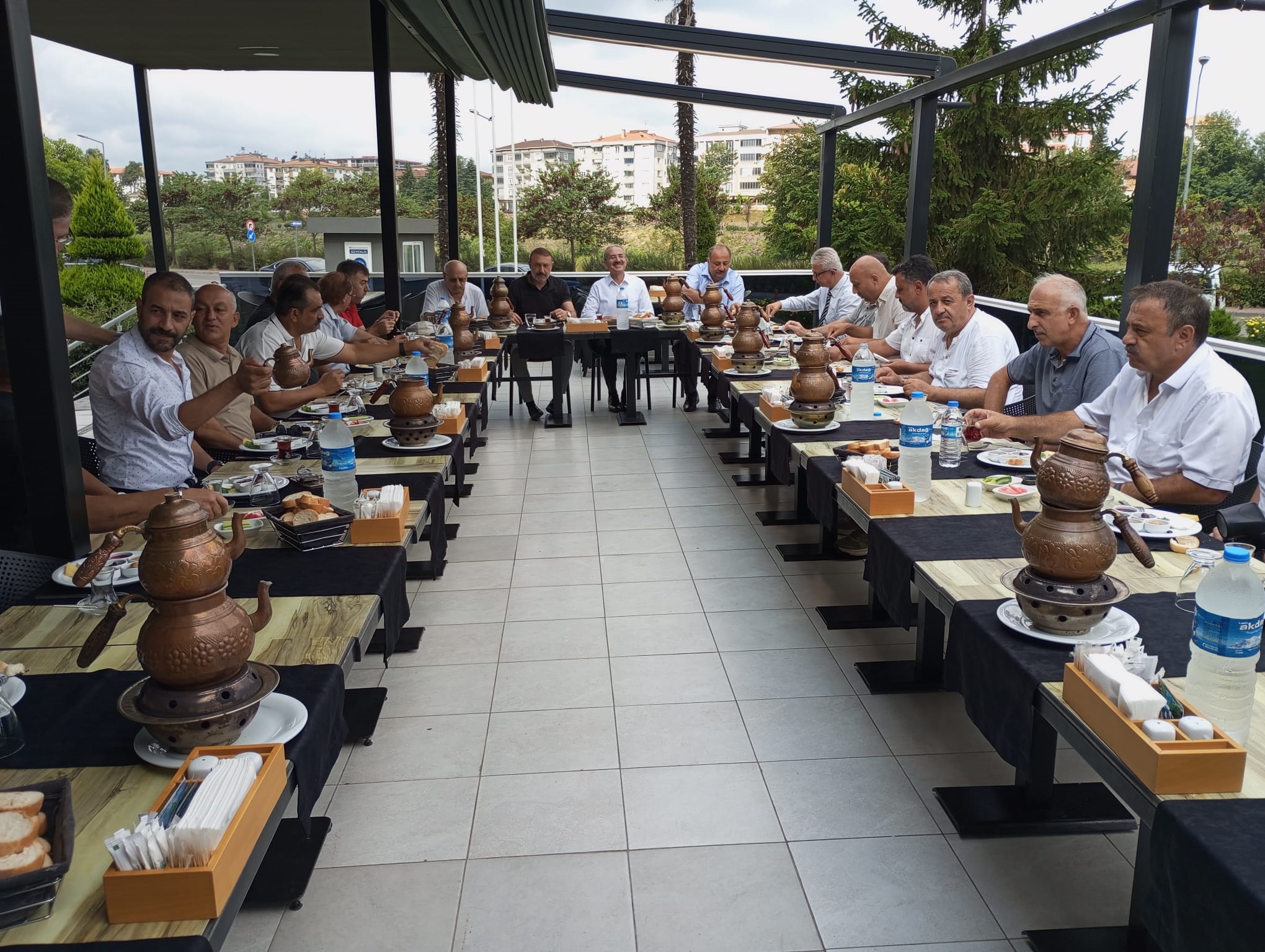 Samsun'da belediye başkanları oda başkanlarıyla görüştü