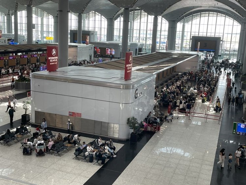 Maymun çiçeği alarmı! 12 ülkeden gelen uçuşlar yakın takipte