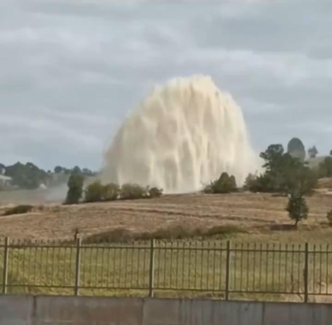 Samsun'da büyük patlama yollar su altında kaldı