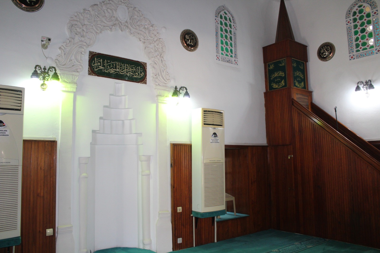 Samsun'un tarihine tanıklık eden cami 130 yıldır cemaatiyle buluşuyor