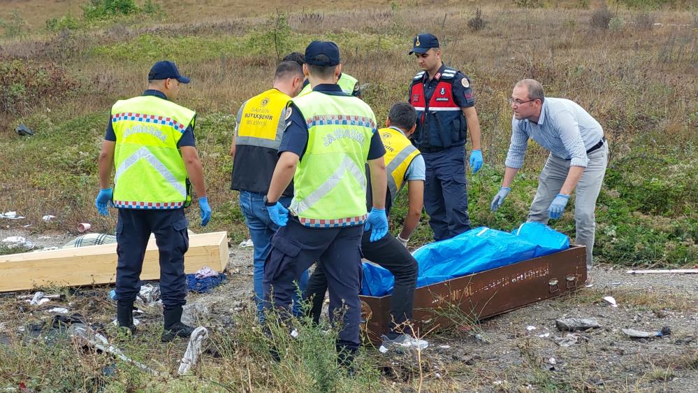 Samsun'da feci kazada ölenlerin cansız bedenleri kaldırıldı