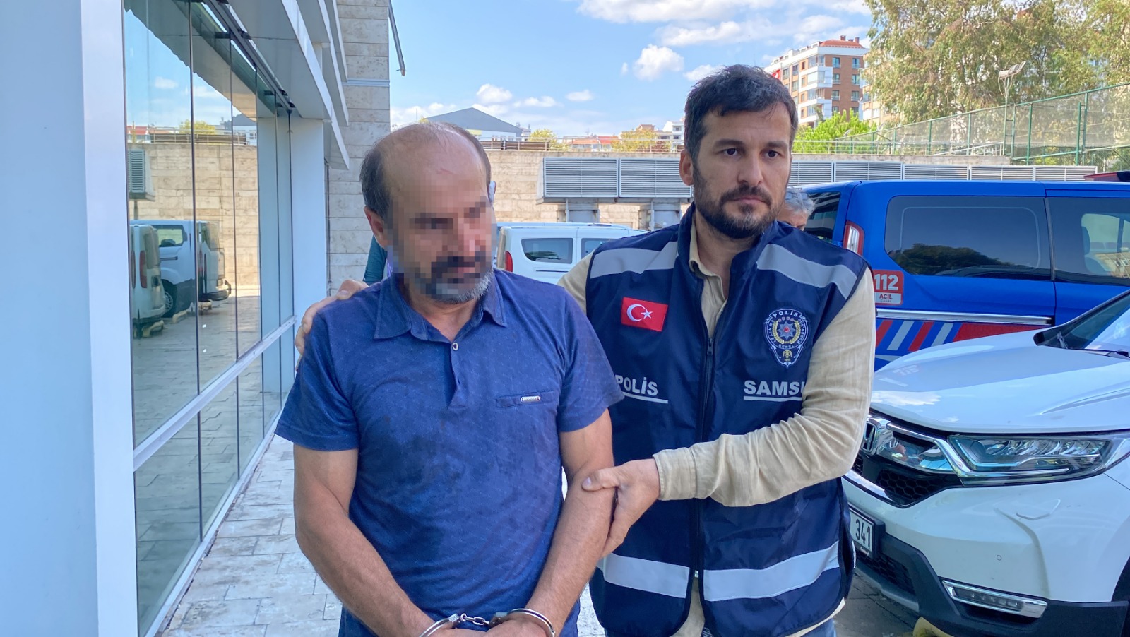 Samsun'da oraklı dehşet! Kuzenlerine saldırdı