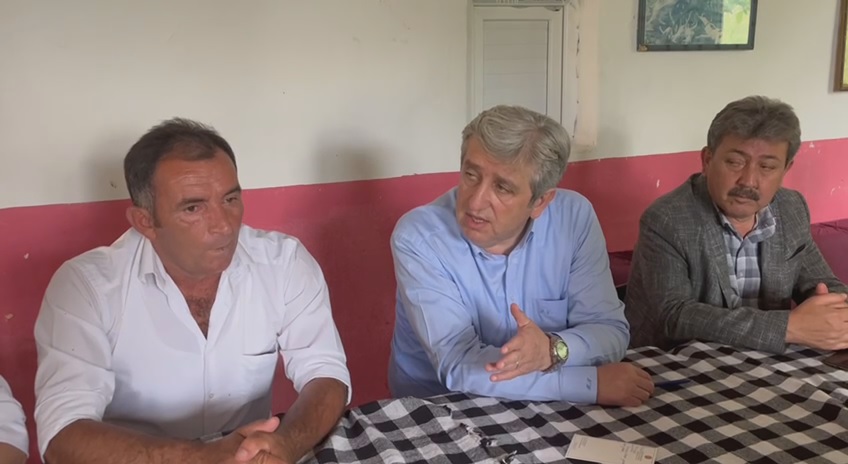 Rüzgar ve güneş enerjisi projesi köylüleri ayağa kaldırdı