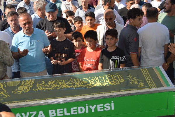 Tarihi Kırkpınar Yağlı Güreşleri hakemi Arif Şahin Havza'da toprağa verildi