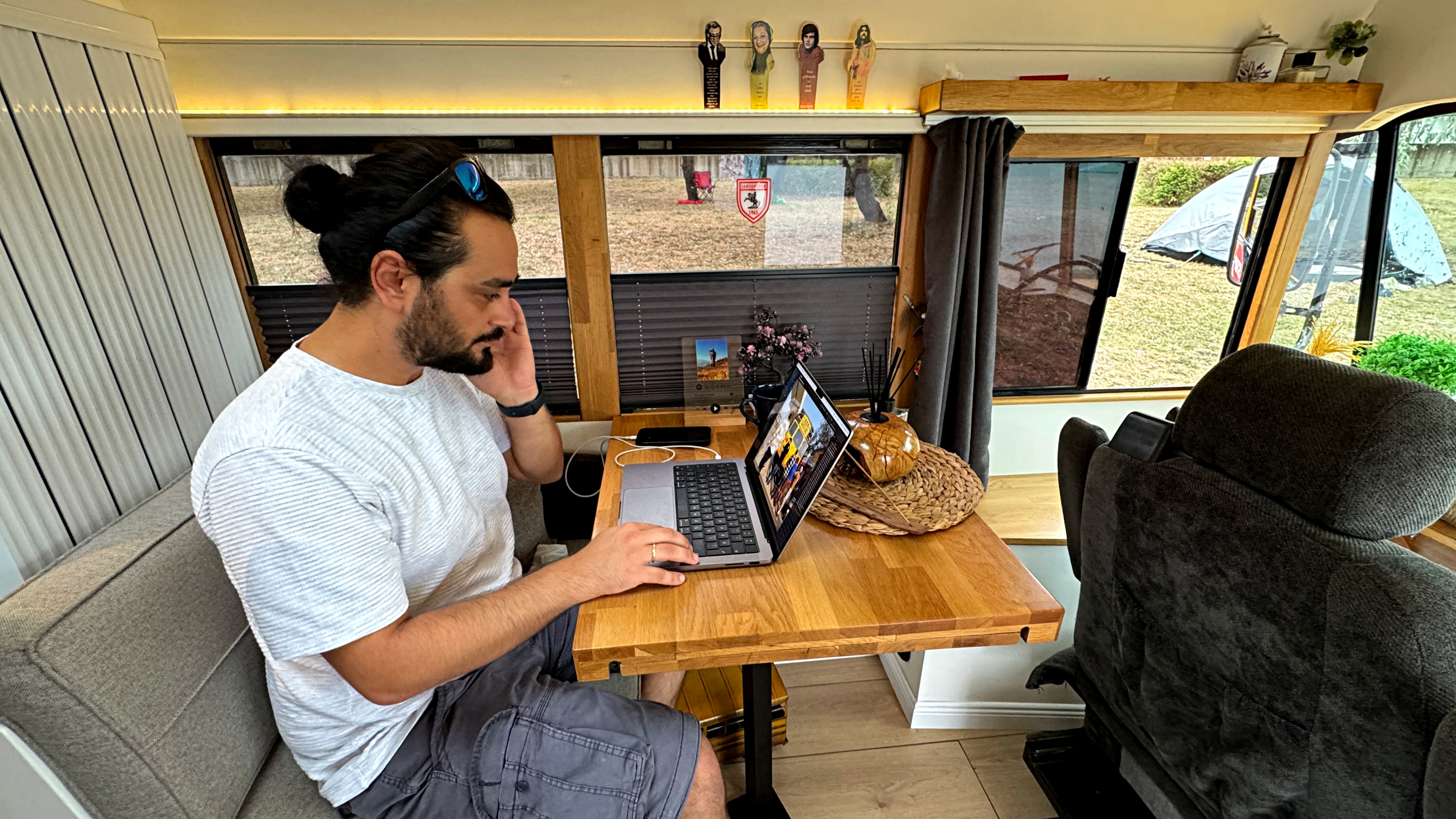 Kadir Mert'in Samsun'dan Nepal'e macera dolu yolcuğunu