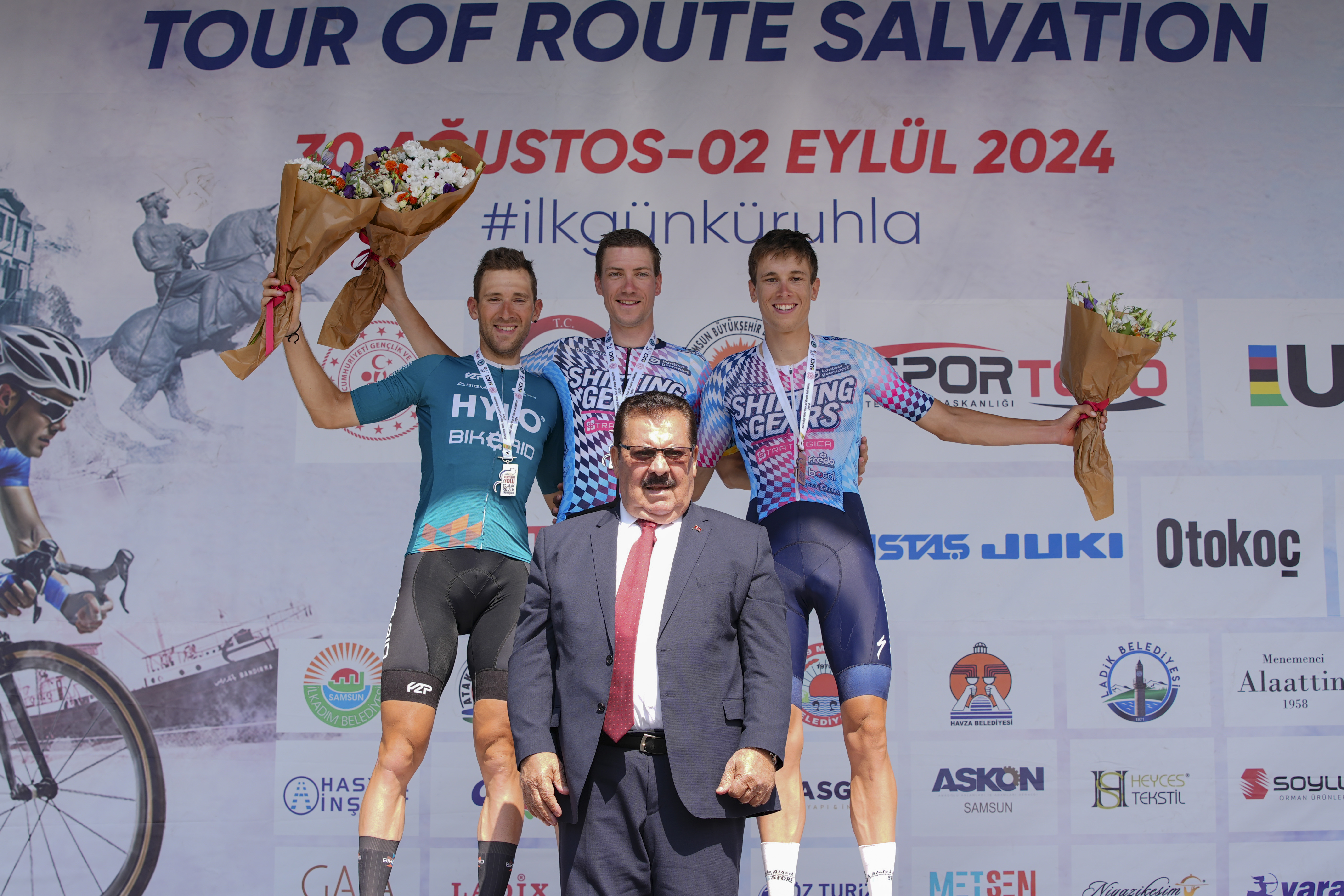 2. Kurtuluş Yolu Bisiklet Turu'nun şampiyonu Belçikalı Wouters oldu