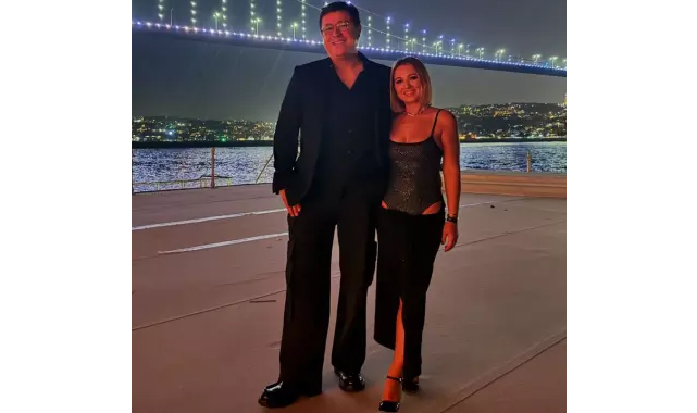 İbrahim Büyükak'ın eşi Nurdan Büyükak'ın düğün kıyafeti alay konusu oldu